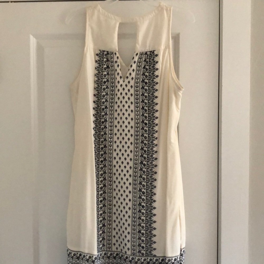 Sundress - Picture 3 of 3
